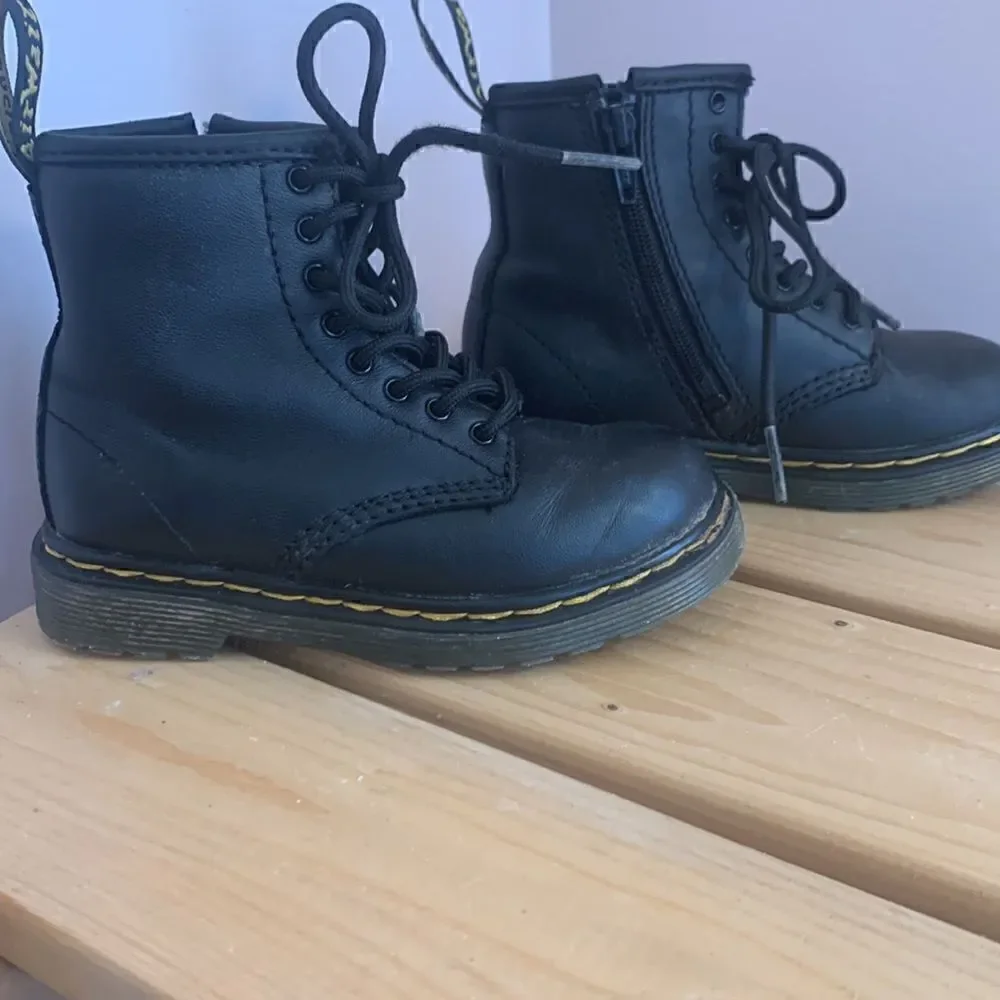 Dr. Martens Leather Combat Boots Black Kids Size 8 Zipper Laces